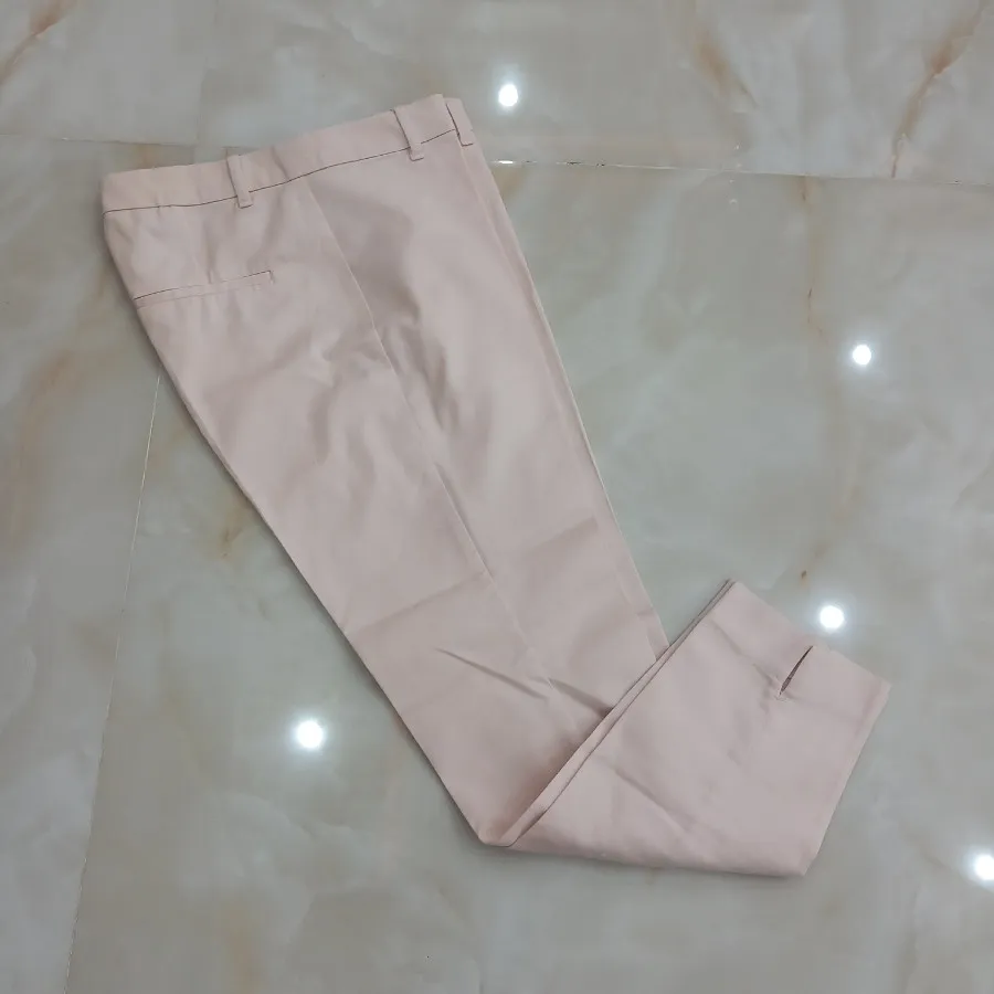 شلوار اچ ان ام