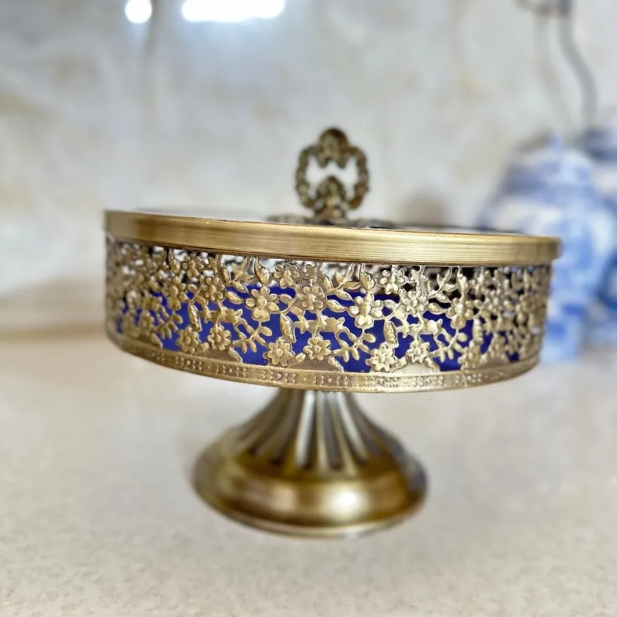 شکلات خوری