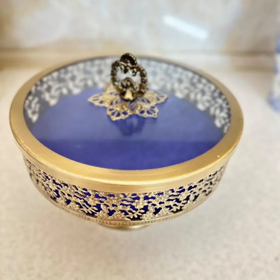 شکلات خوری