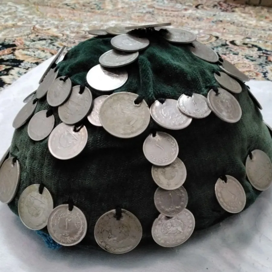 کلاه سنتی سکه دوزی