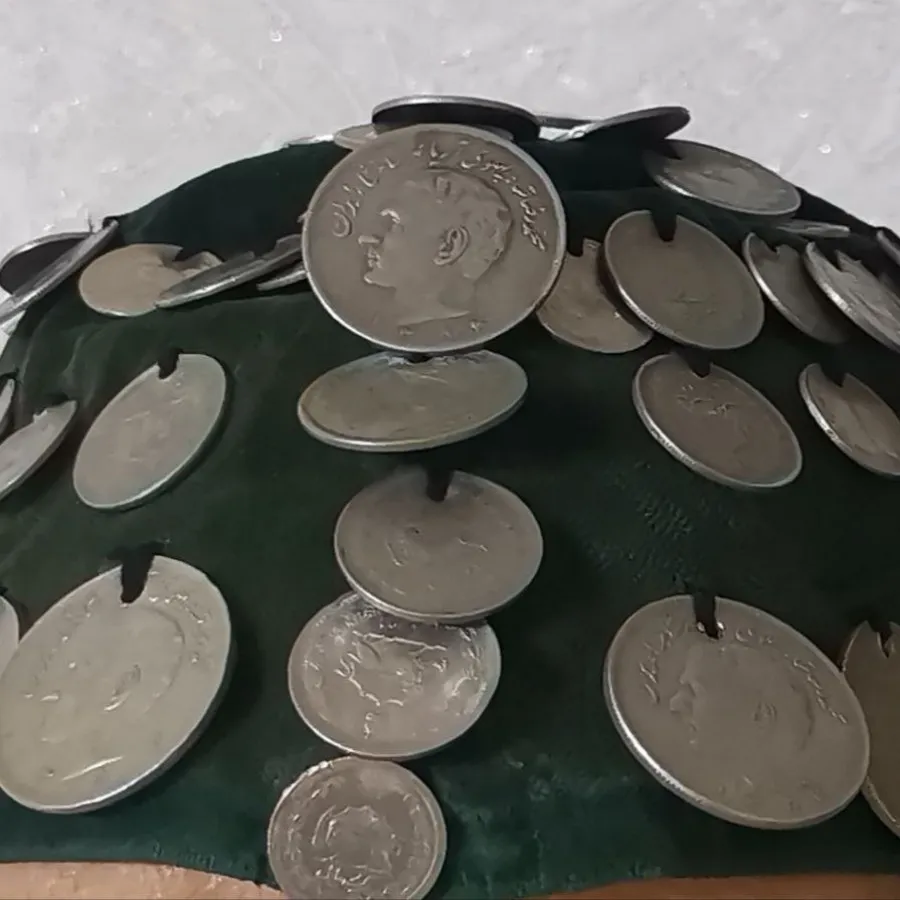 کلاه سنتی سکه دوزی