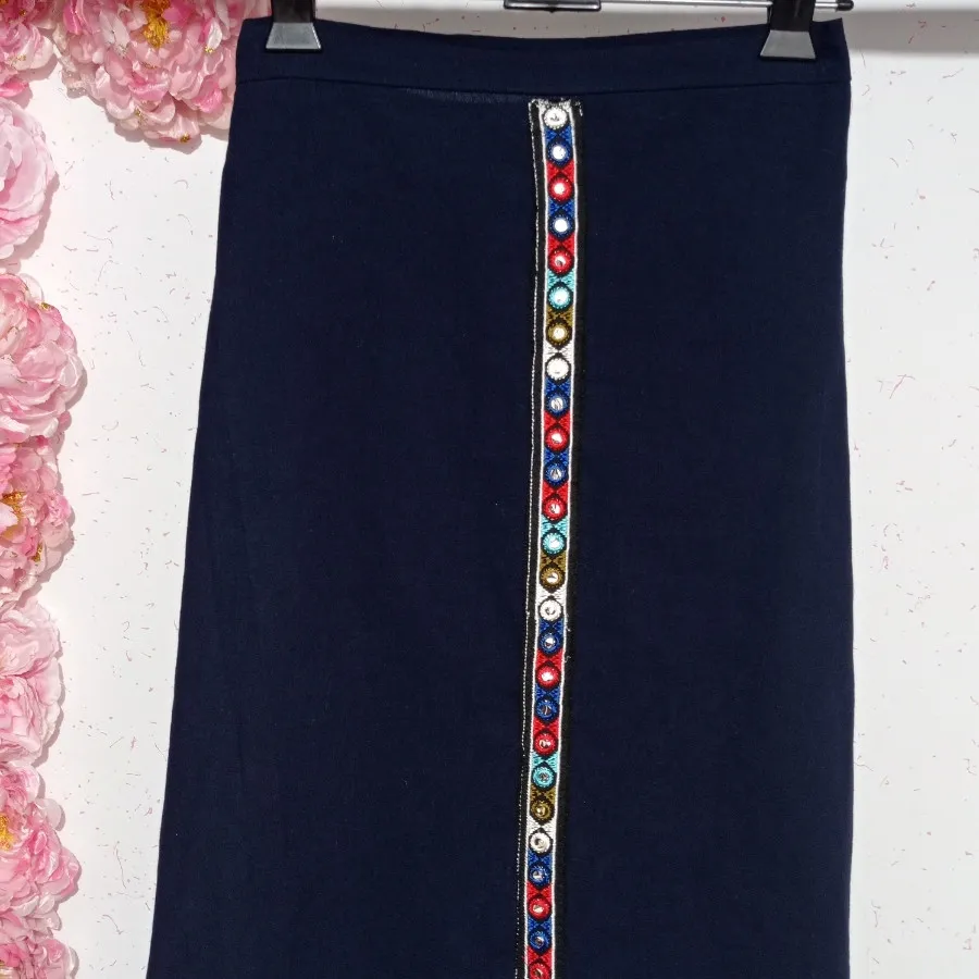 دامن