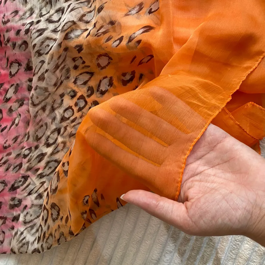 شال سیلک پلنگی