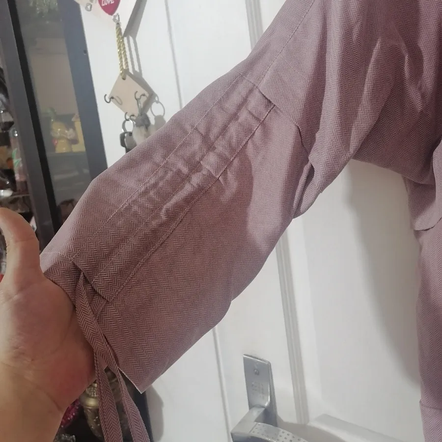 مانتو بارونی صورتی طرحدار