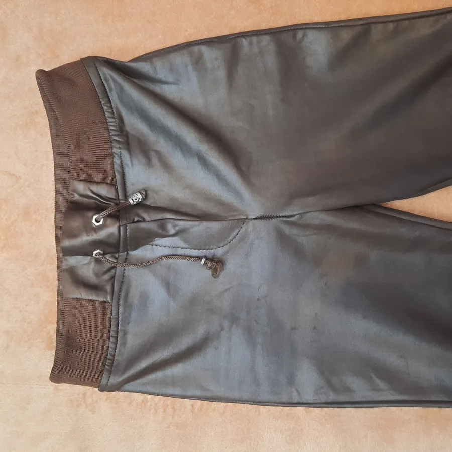 شلوار چرمقهوه ای