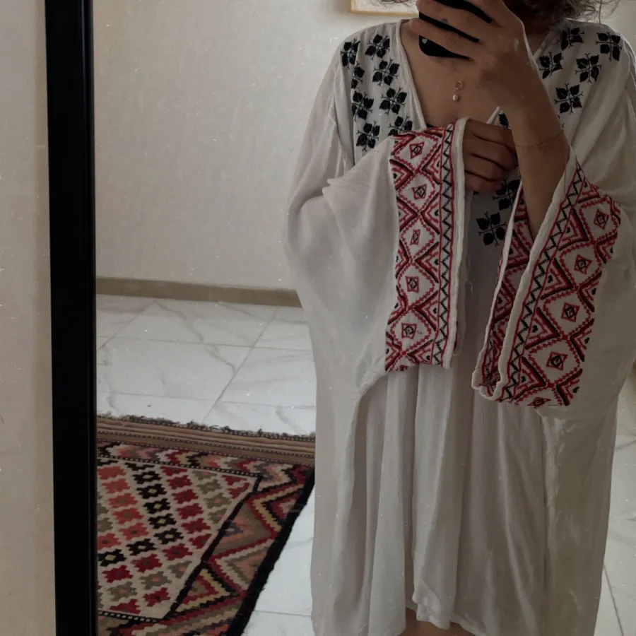بلوز سوزندوزی