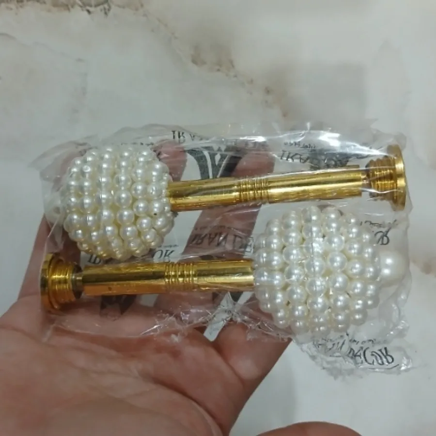 گلمیخ مرواریدی