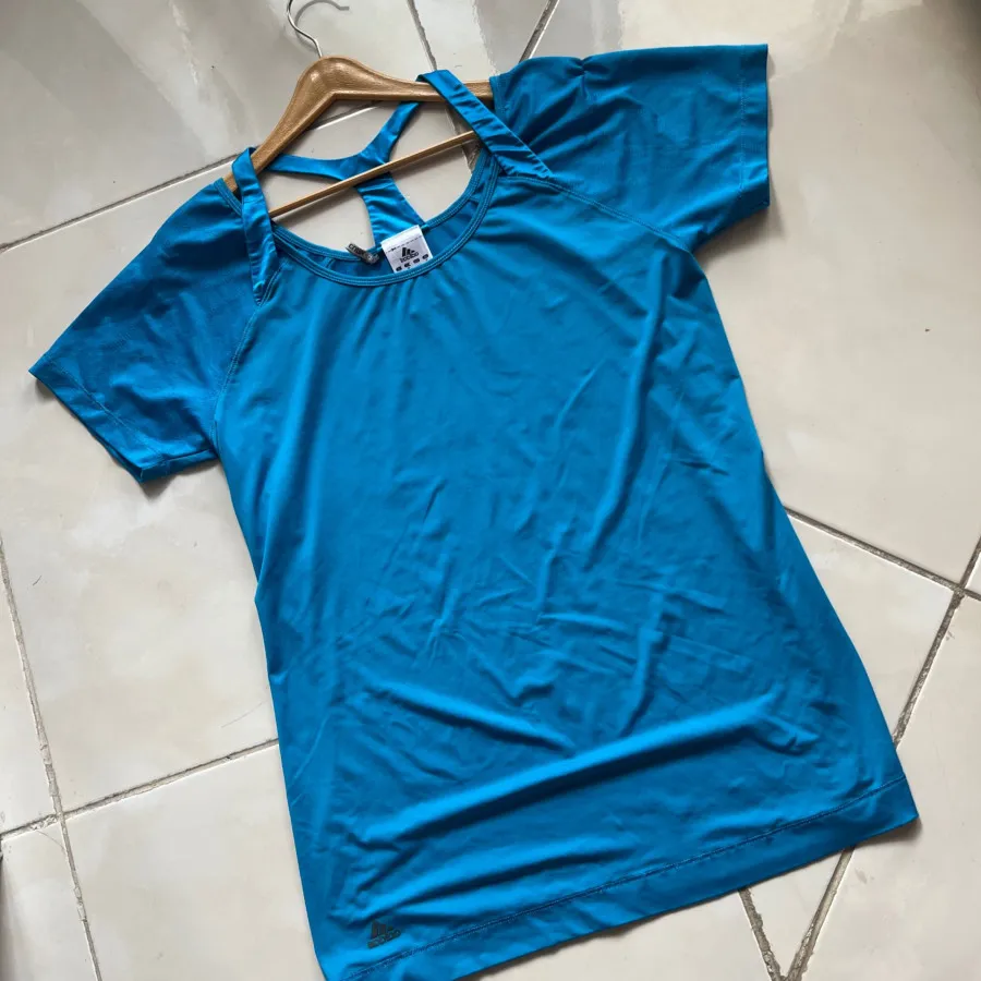 تیشرت adidas
