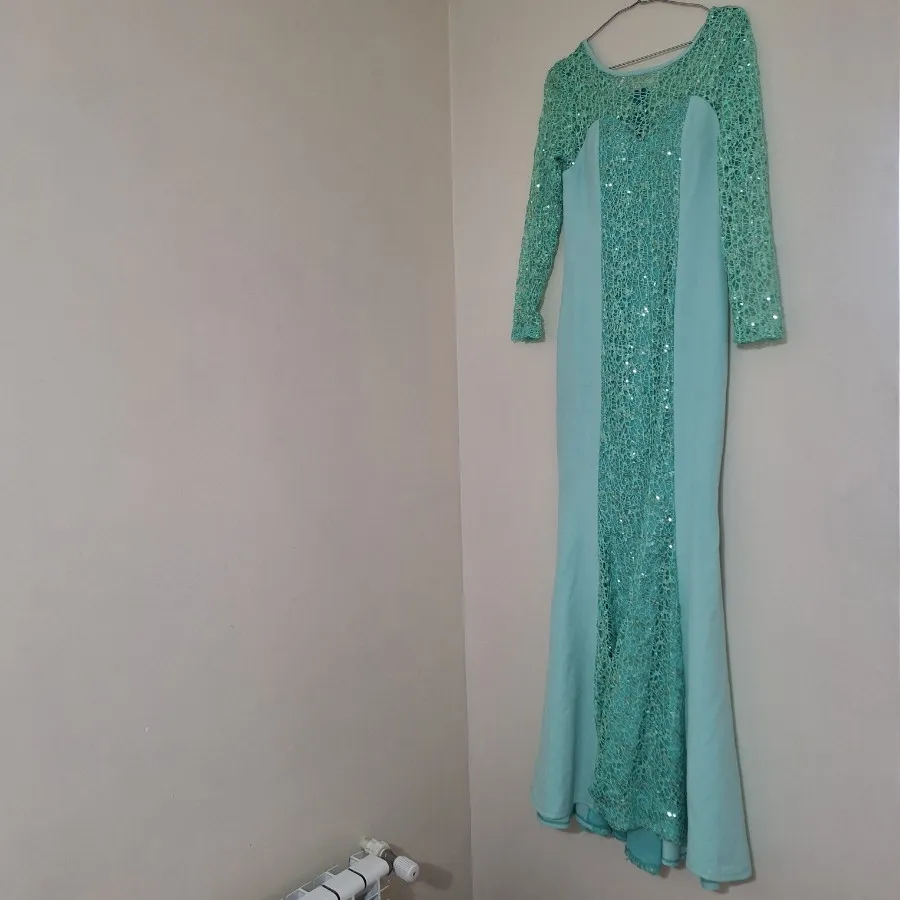 پیراهن زنانه