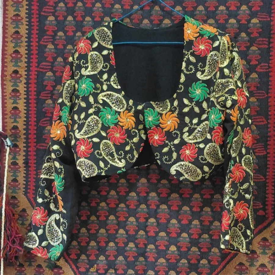 کراپ کت سوزن دوزی