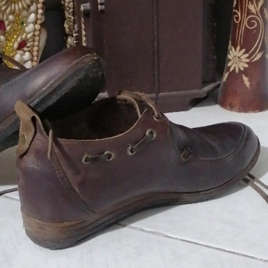کفش کلارکز اصل