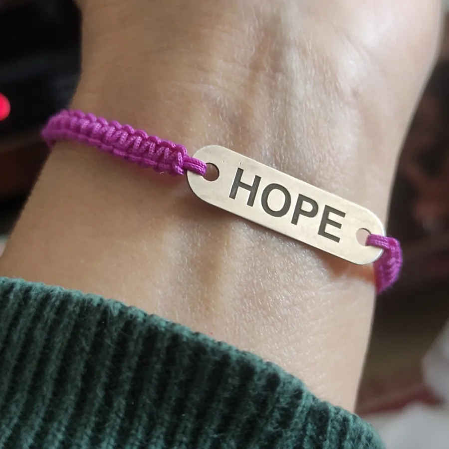 دستبند نقره Hope