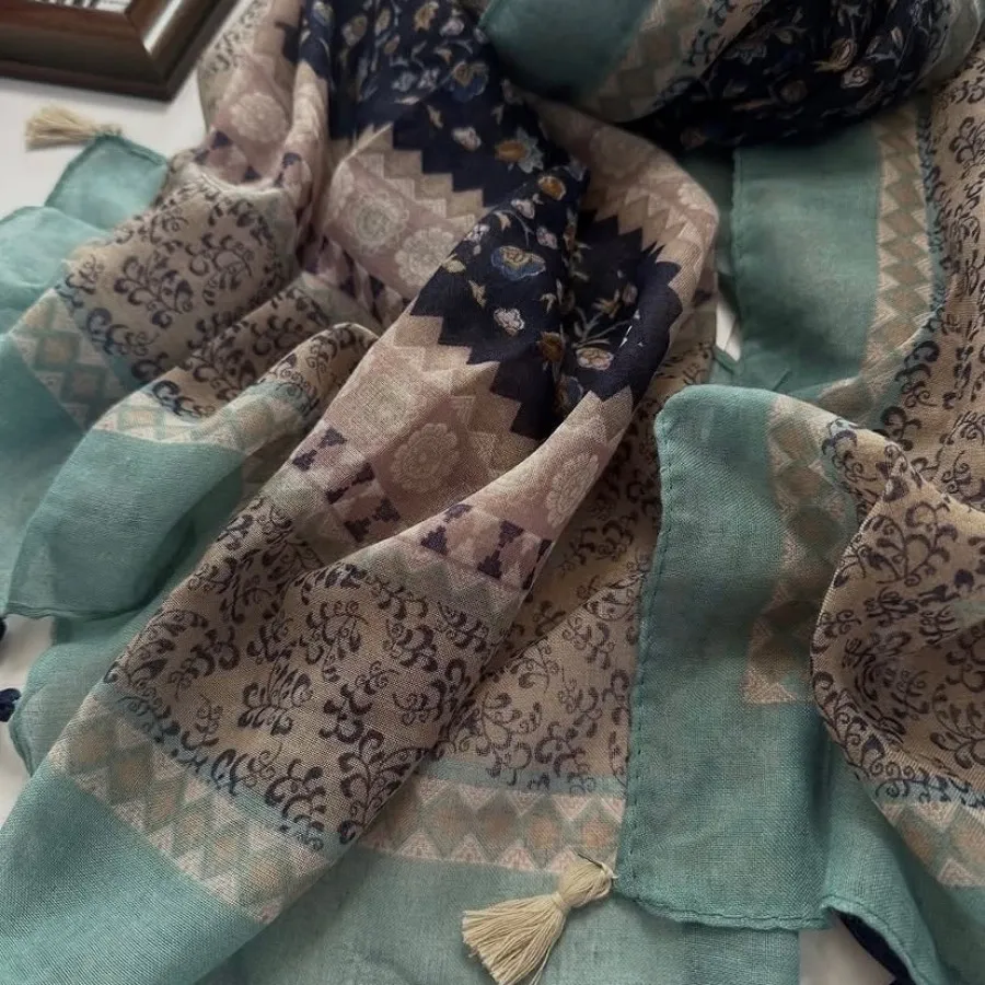 شال تی اراف