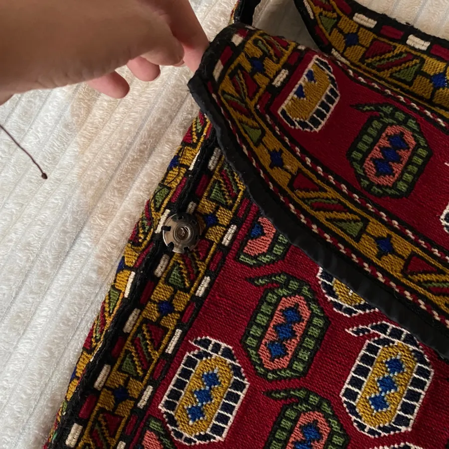 کیف سنتی فرش، صنایع دستی