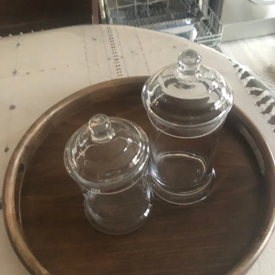 بانکه شیشه ای