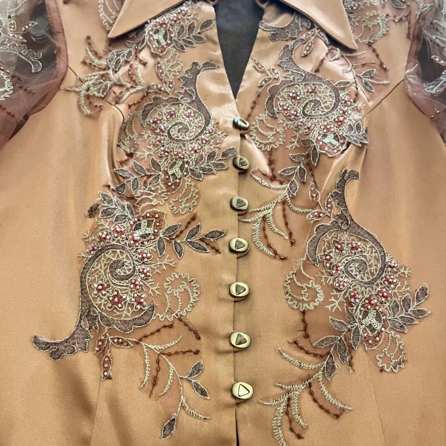 کت و دامن شخصی دوزی شده