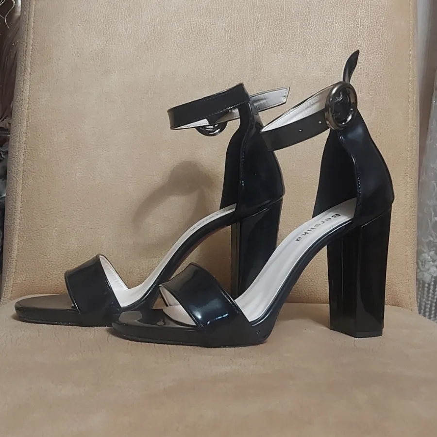 کفش مجلسی برشکا