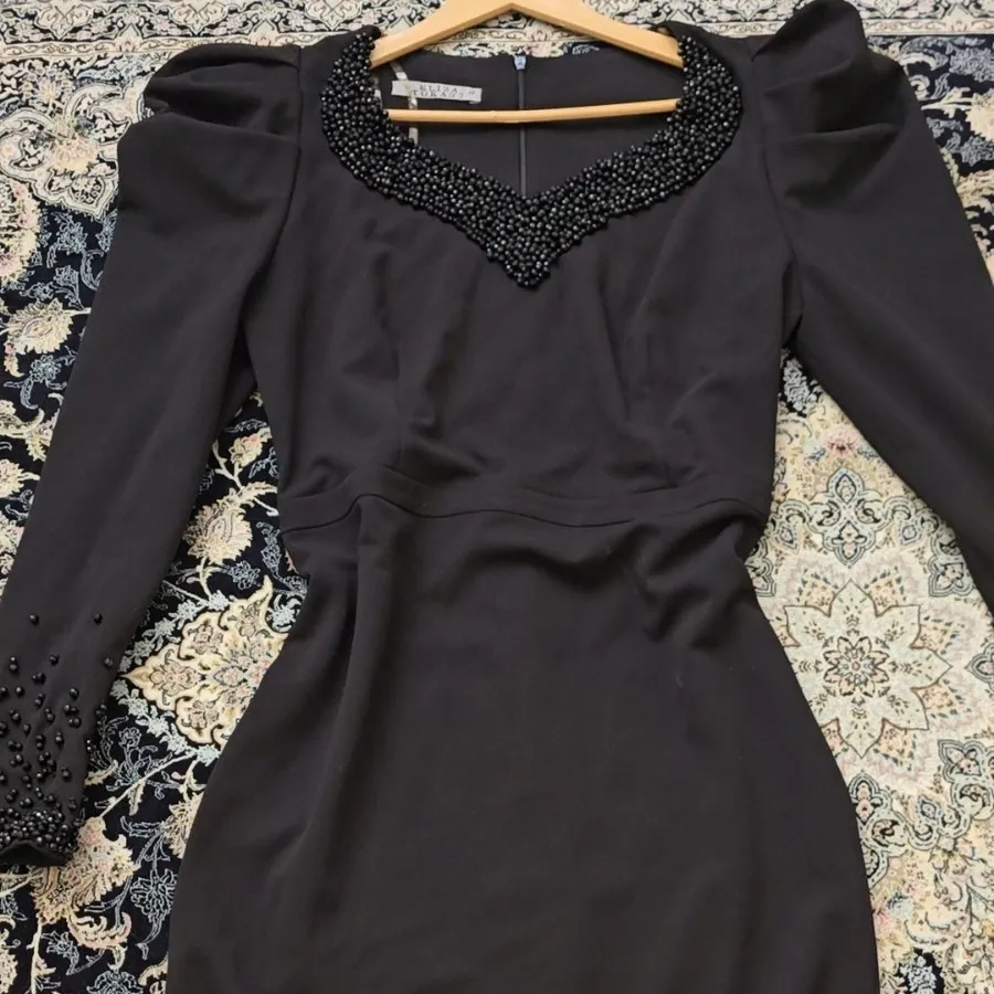 پیراهن مجلسی سنگدوزی