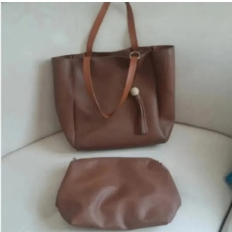 کیف چرم عسلی