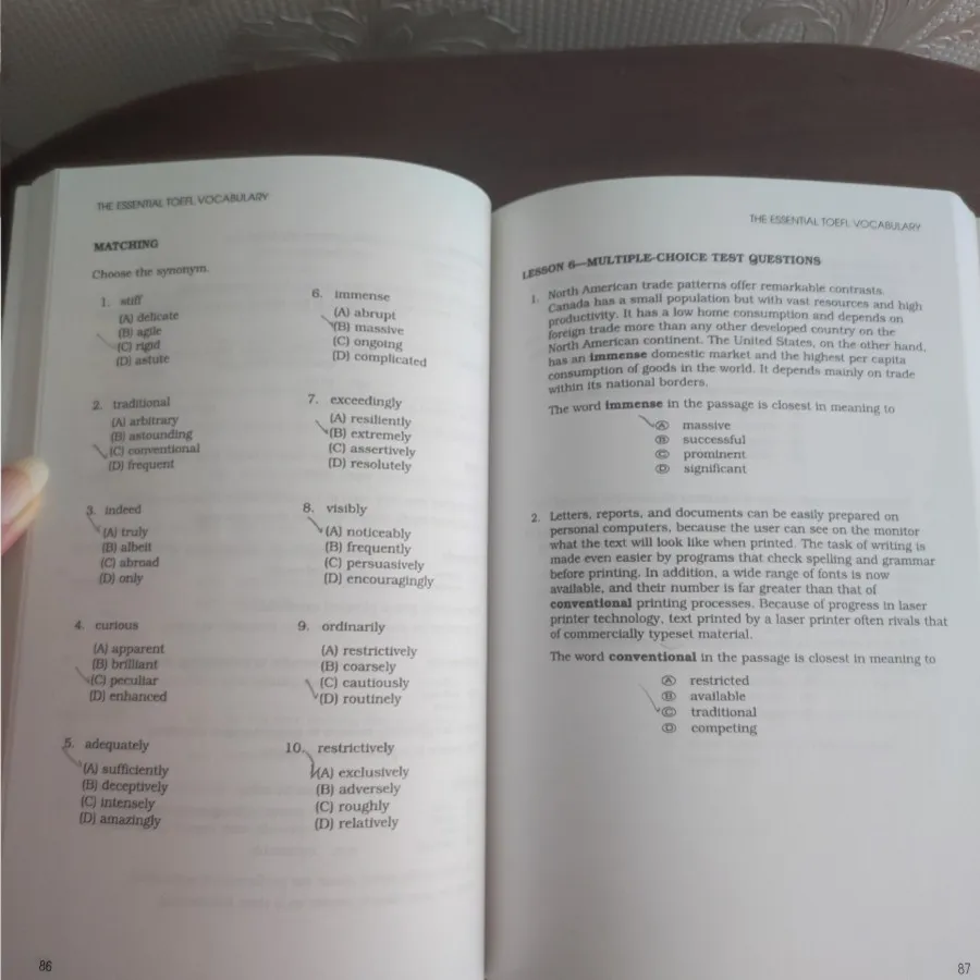 کتاب لغات ضروری تافل