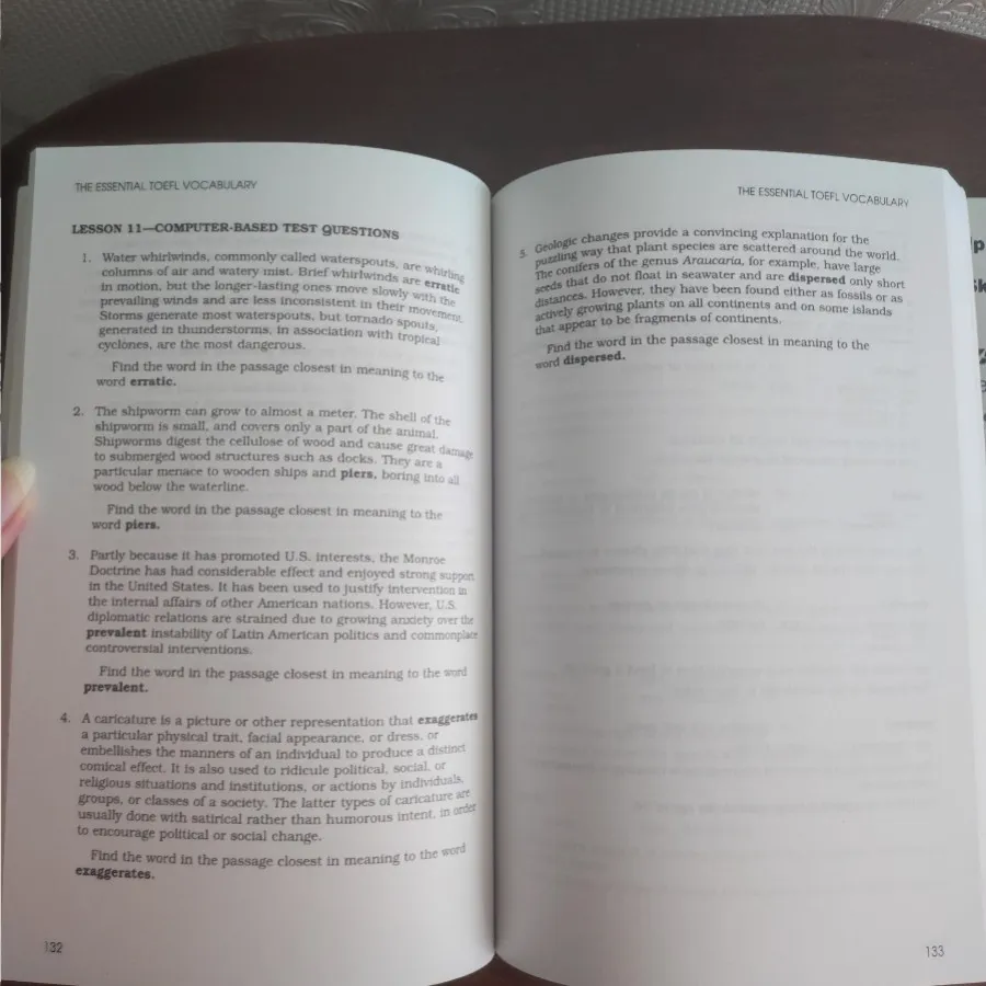 کتاب لغات ضروری تافل