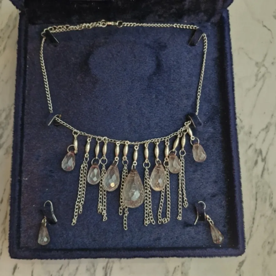 جعبه جواهر مخمل