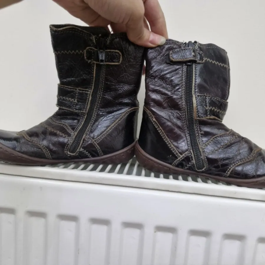 کفش نیم بوت بچگانه