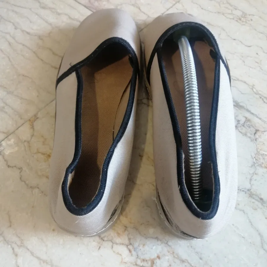 کفش پارچه ای کرم