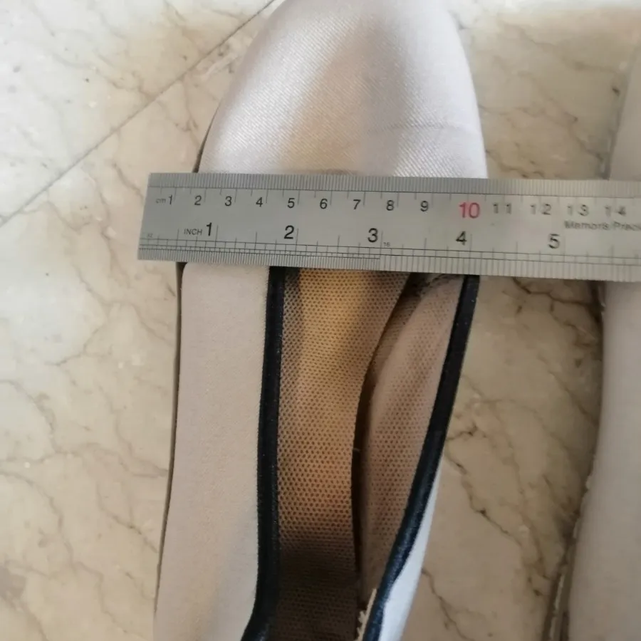 کفش پارچه ای کرم