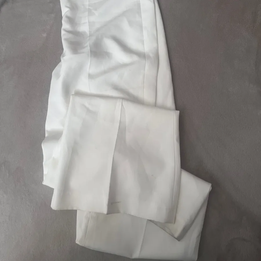 شلوار بوت کات سفید