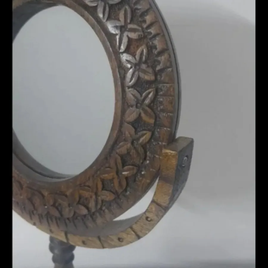 آینه آرایشی