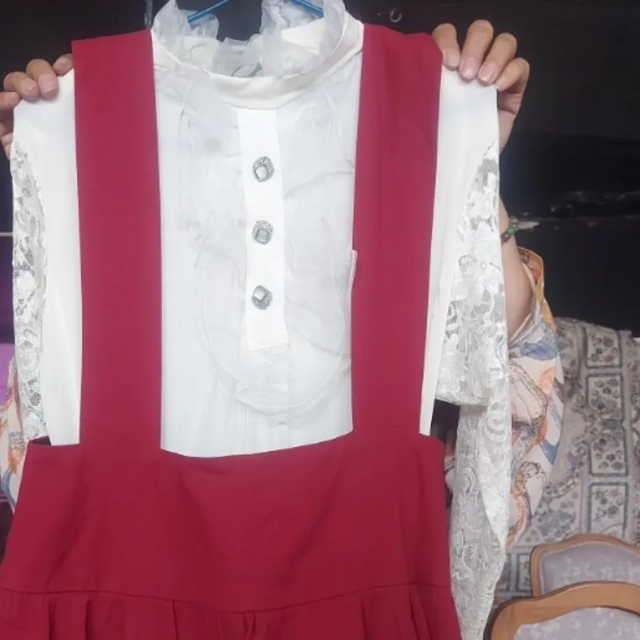 مجلسی و مانتو