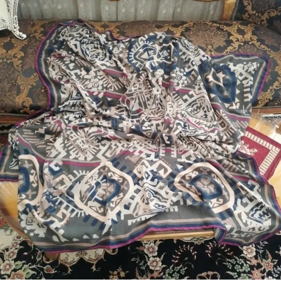 روسری موهر طرح برجسته
