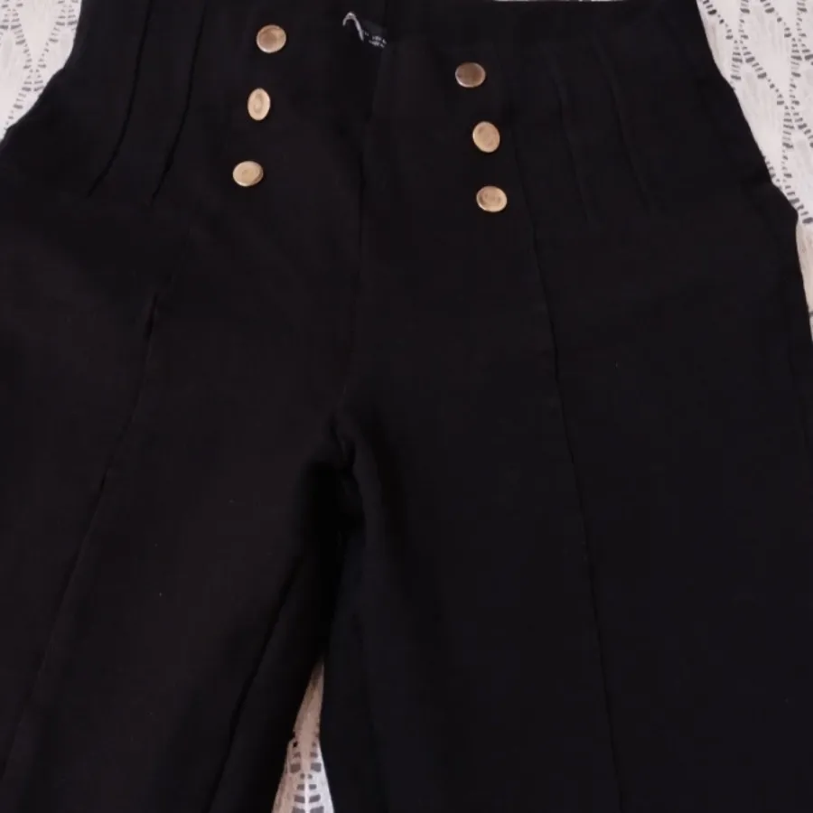 شلوار لگ zara