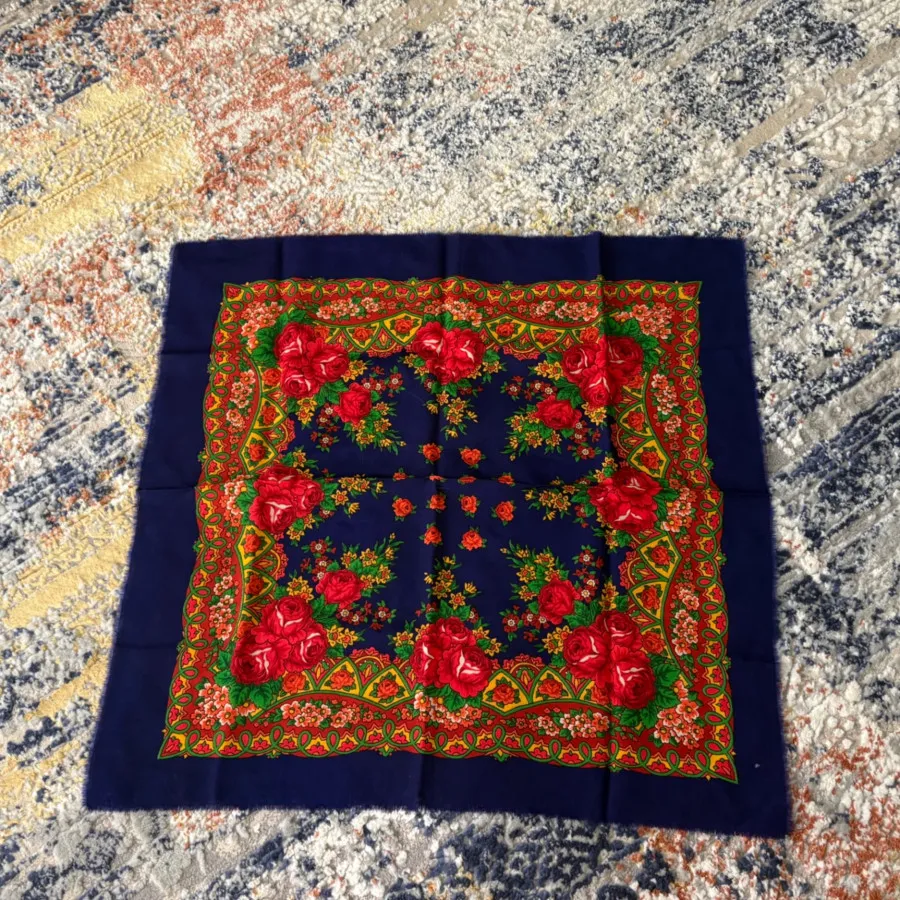 روسری پشمی یلدا