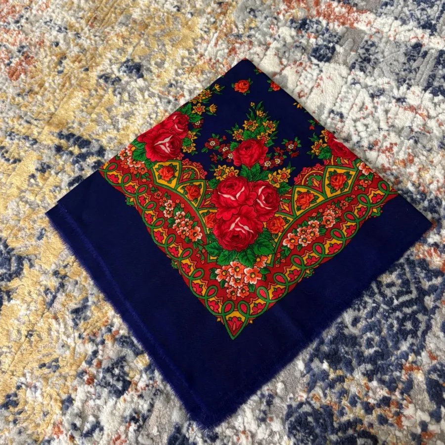 روسری پشمی یلدا