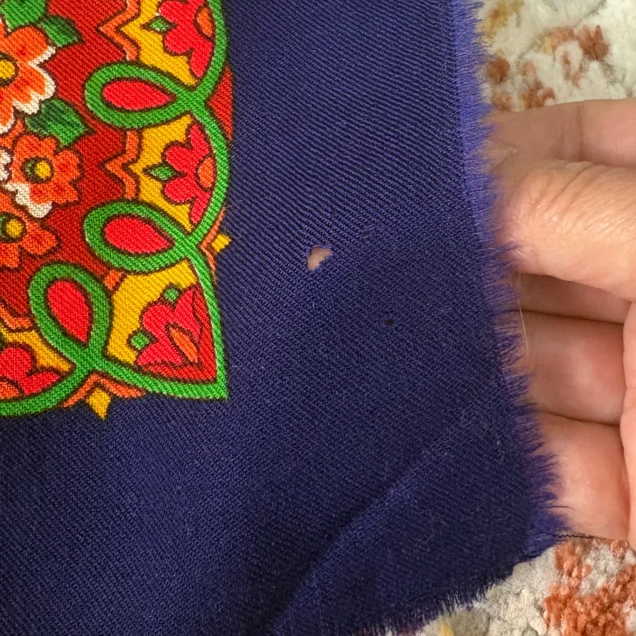 روسری پشمی یلدا