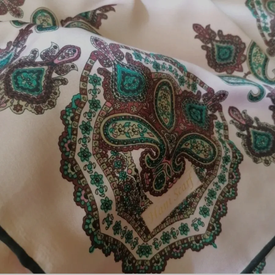 روسری ابریشم