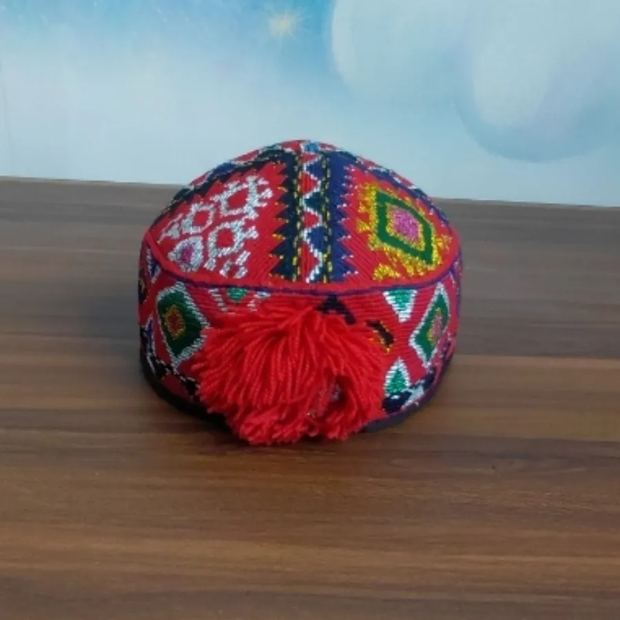 کلاه سوزن دوزی