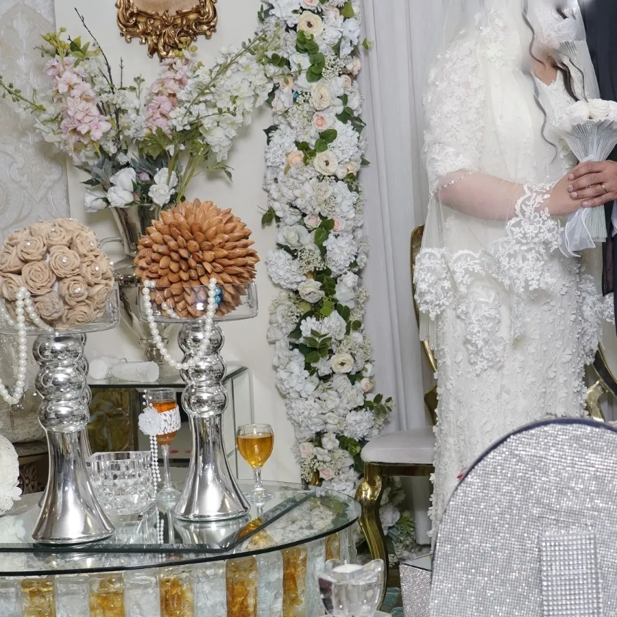 لباس عقد مزونی