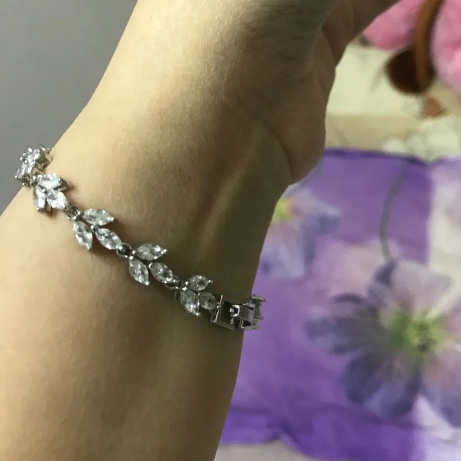 دستبند طرح جواهر