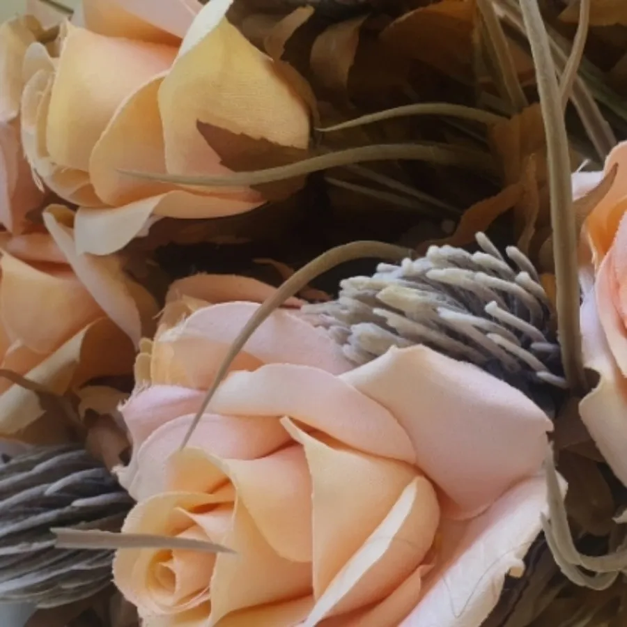 گل رز مصنوعی
