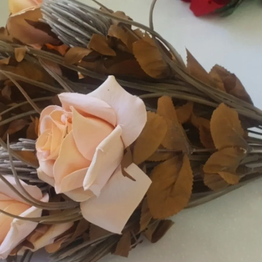گل رز مصنوعی