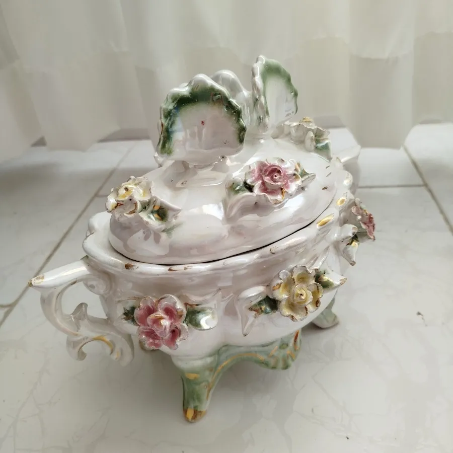 ظرف شکلات خوری آنتیک