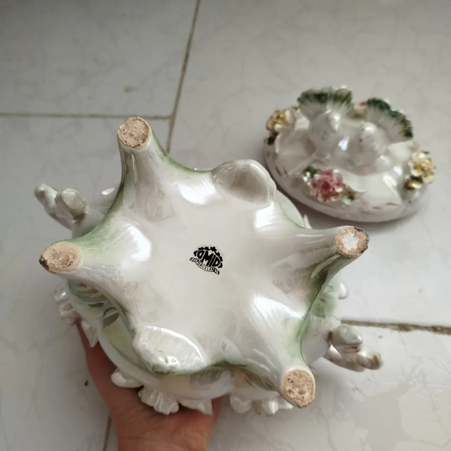 ظرف شکلات خوری آنتیک