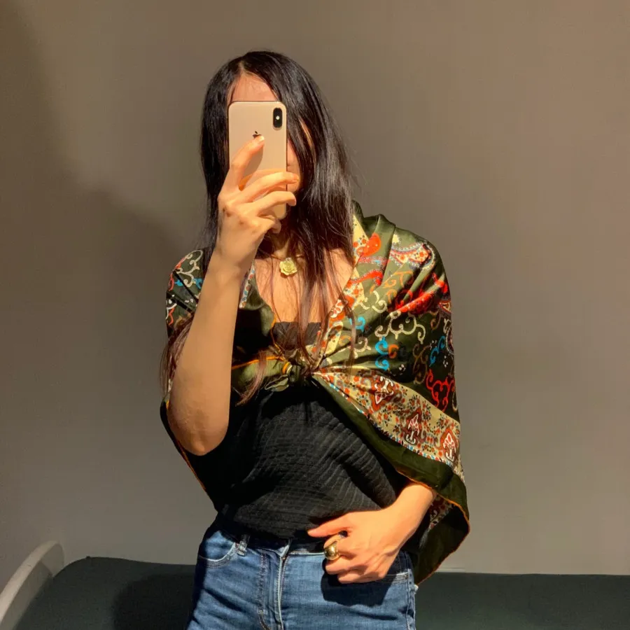روسری زنانه