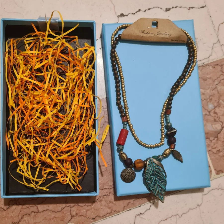 گردنبند بومهی