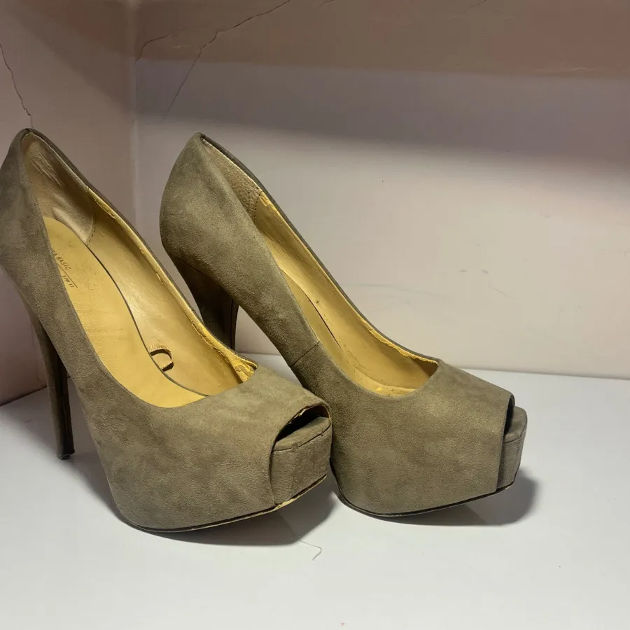 کفش زارا