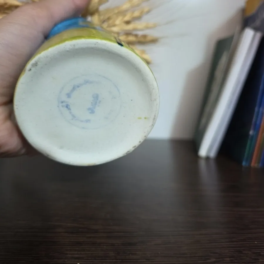 گلدان سفالی