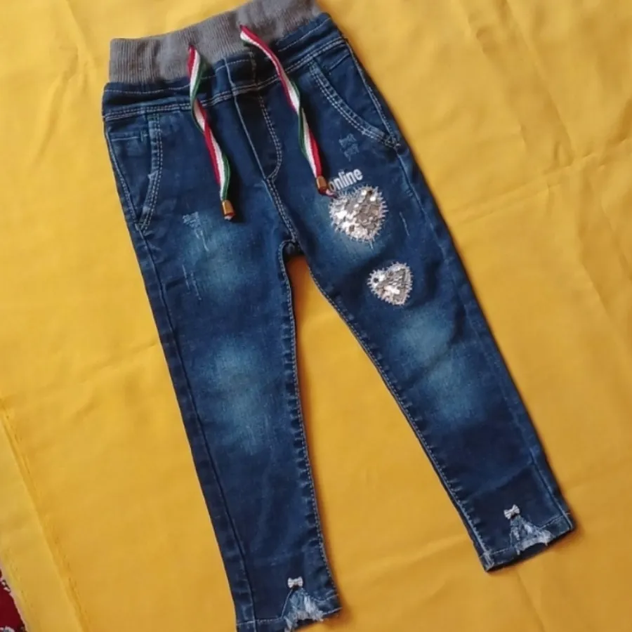 شلوار جین دخترونه